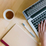 Sales Scripts vs. Improvised Pitches: Pros and Cons