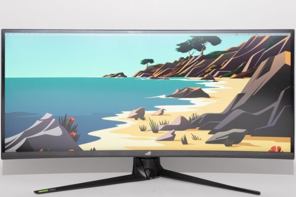The Rise of Ultra-Wide Monitors in Office Environments